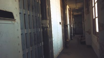 Season 01, Episode 07 Gila County Jail