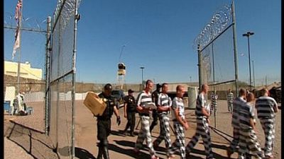 Season 01, Episode 08 S01:E08 - Episode 8