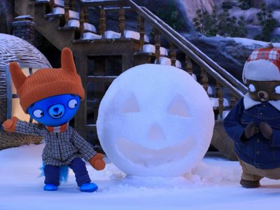 Season 403, Episode 04 Buckeye's Snowball Snow-tel/Harmonious Hitch