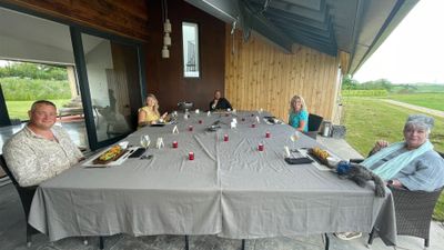 Season 46, Episode 39 Come Dine with Me