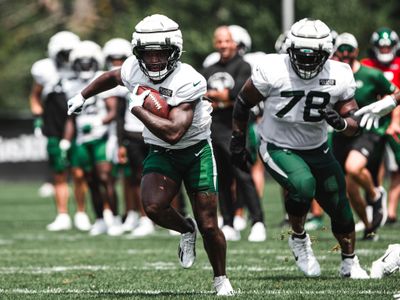 How to watch and stream Hard Knocks: Training Camp with the New York Jets -  2023 on Roku