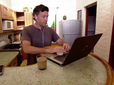 Season 33, Episode 11 A New Start in Bogota
