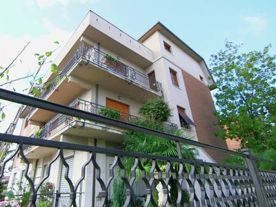 Season 77, Episode 12 Seeking Italian Charm in Iesi