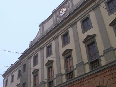 Season 94, Episode 13 An Impulsive Urge for Umbria