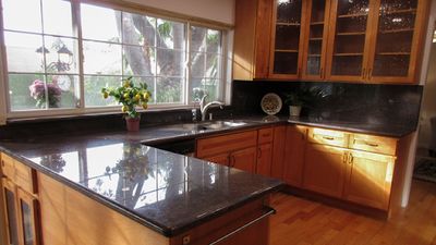 Season 193, Episode 12 House Hunters: Debt Free in the Bay Area