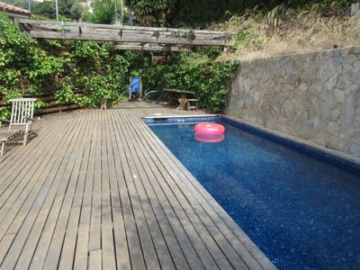 Season 117, Episode 13 From the Beach to Barcelona