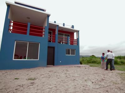 Season 59, Episode 22 Live la Vida Local in Ecuador