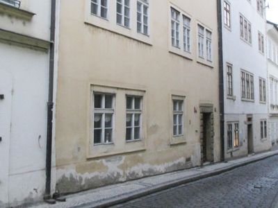 Season 157, Episode 13 House Hunters International: From Stability to Prague