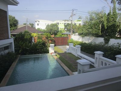 Season 131, Episode 16 Back to Bangkok