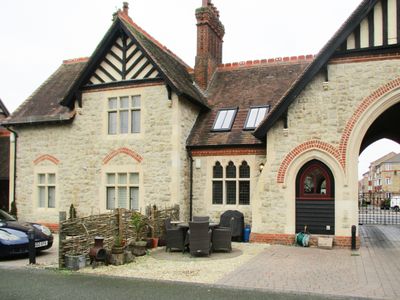 Season 148, Episode 14 Embattled in Essex, UK