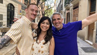 Season 207, Episode 11 Nomads Living the Dream in Valencia, Spain