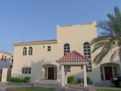 Season 48, Episode 12 High Life in Qatar
