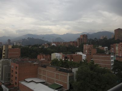 Season 71, Episode 12 Bearish or Bullish in Medellin