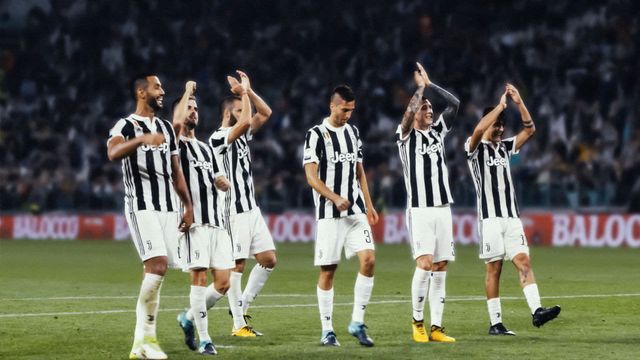 First Team: Juventus Backdrop