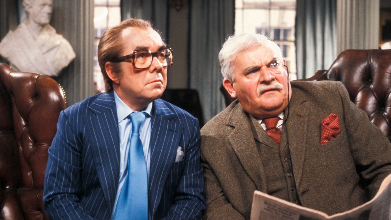 Season 13, Episode 08 The Two Ronnies Night